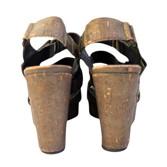 Donald J Pliner Gretel Sandals GUC $250 Size 5.5M      S3658